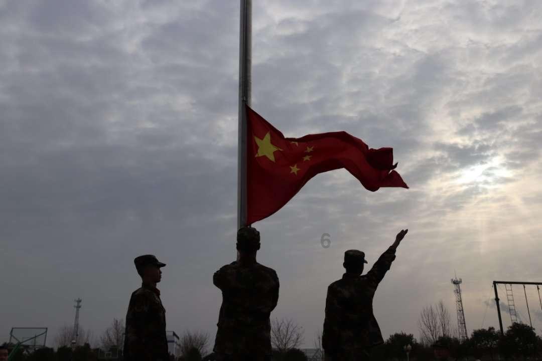 30年国债期货再刷新高,机构:股债“跷跷板效应”显现
