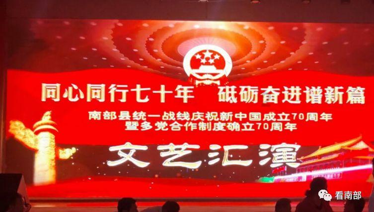 蓝色微笑方块选关版